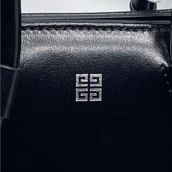 Givenchy Antigona Stretch Mini Top Handle in Box Leather - Picture 12 of 16